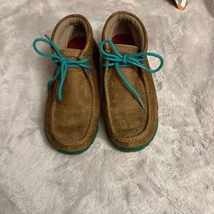 Boots Brown Leather Shoes with Teal Laces